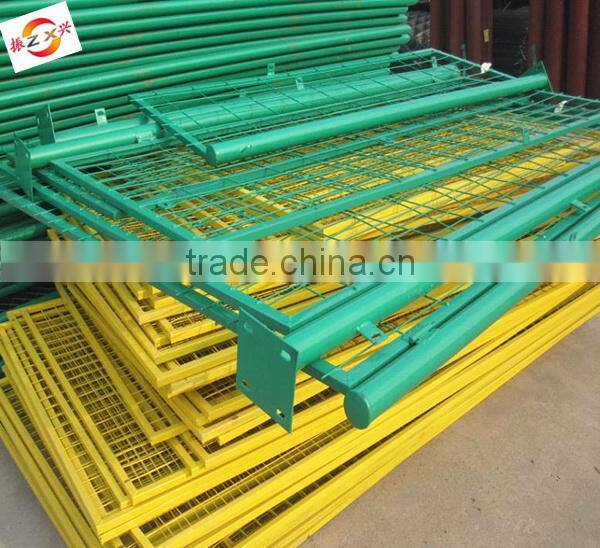 China supplier wholesale outdoor basketball court professional fence