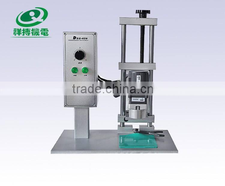 Electricity driven type glass jar capping machine