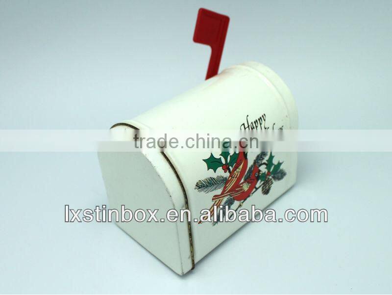 Shaped like a mailbox tins