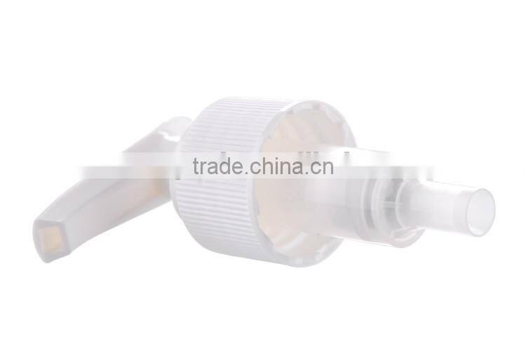 High quality white screw down ribbed pp lotion pump