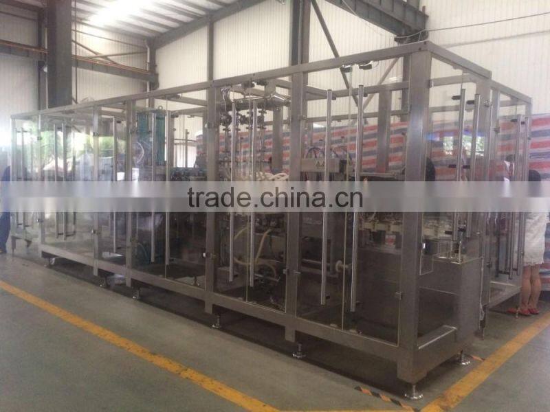 Model DSY-4/SS Non-PVC film multi-chamber I.V automatic soft bag production line