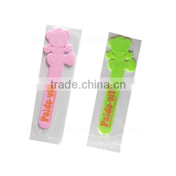 Children Winnie Plastic Sterilize Tongue Depressor Using