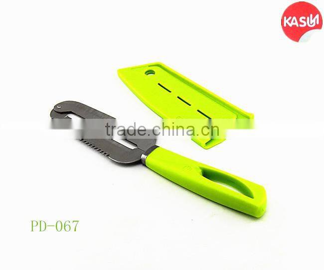Multi-Functional Peeler Serrated vegetable peeler with cover PD-068