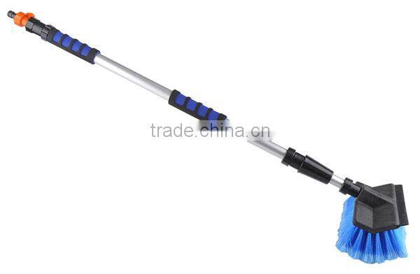 Flow-throw car washing brush