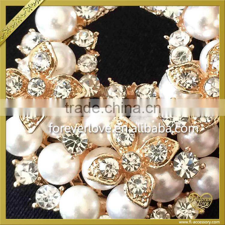 Light Gold Pearl Rhinestone Brooches Pins Wholesale FB026