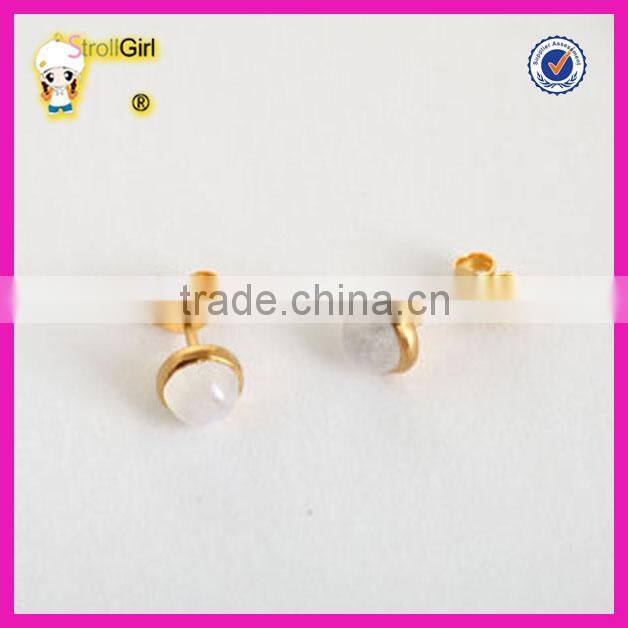 Fashion S925 gold plated gemstone earrings for girl, simple moonstone silver stud earring