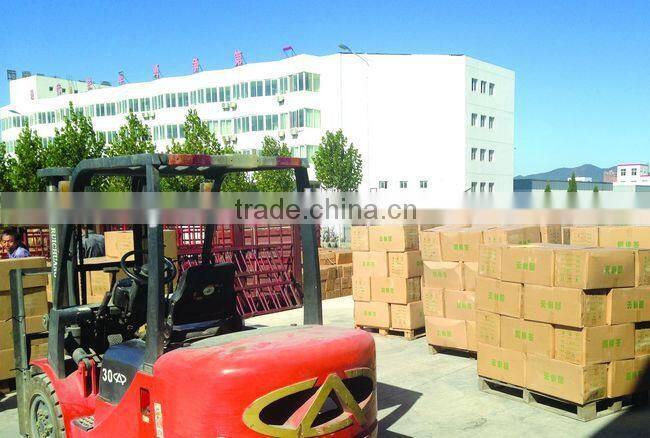 painting wooden stick for gardon