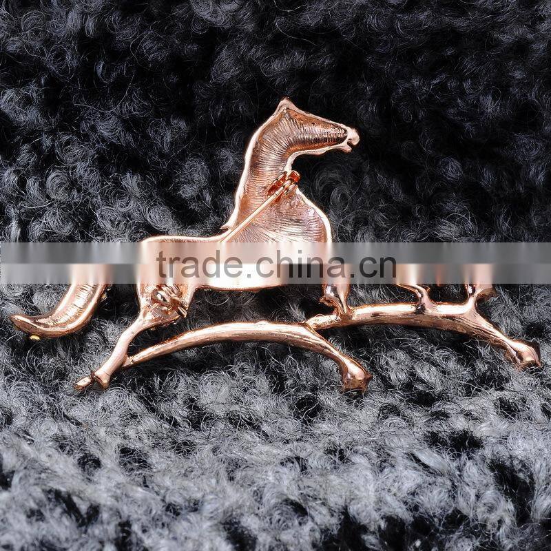 2015 Fashion China wholesale horse brooch full of diamond