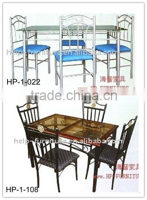 Delicate Dinning Table and Chair Set