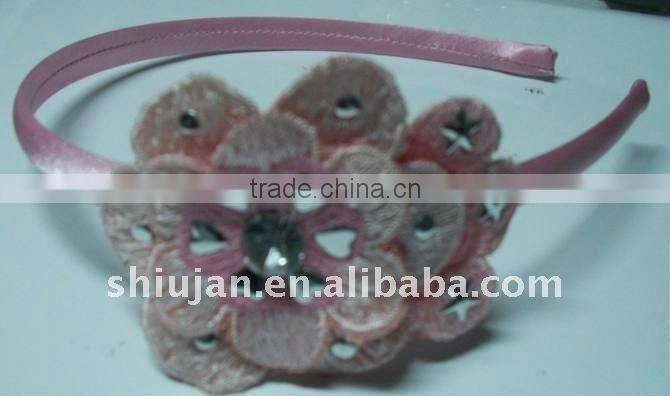 Decorative hairpin with butterfly