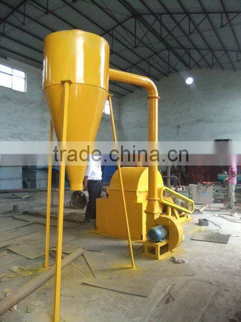 Stable performance garden waste shredder for producing sawdust
