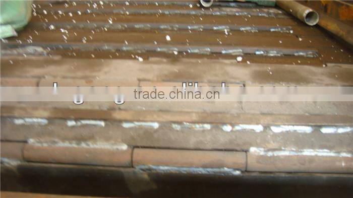 industrial wood chipper