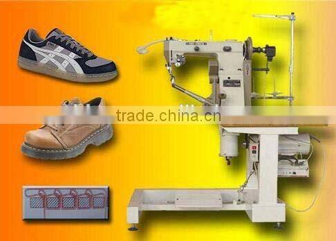 Single thread side sewing machine