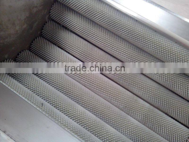 automatic ginger /carrots /roots vegetable cleaning machine