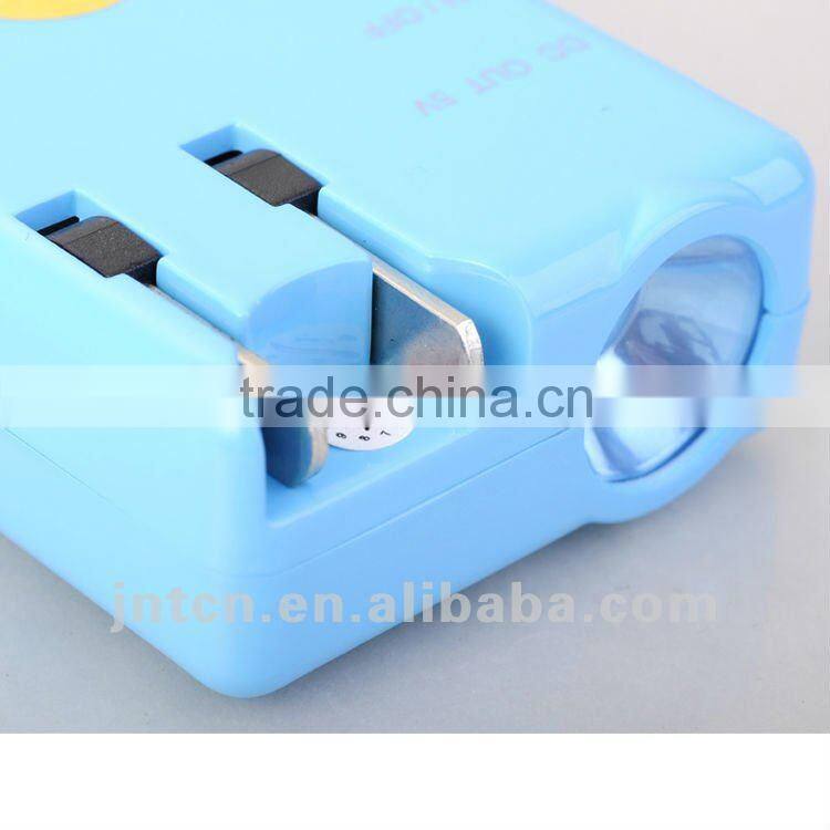 220V 4000/4400/5200/5600mAh portable plug-in mobile phone wall charger power bank with AC connector MP011