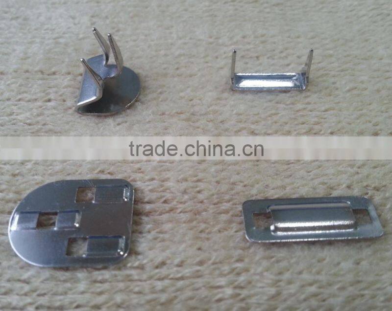 3 Forks Leg Metal Hook and Bar For Trousers -- 8015A