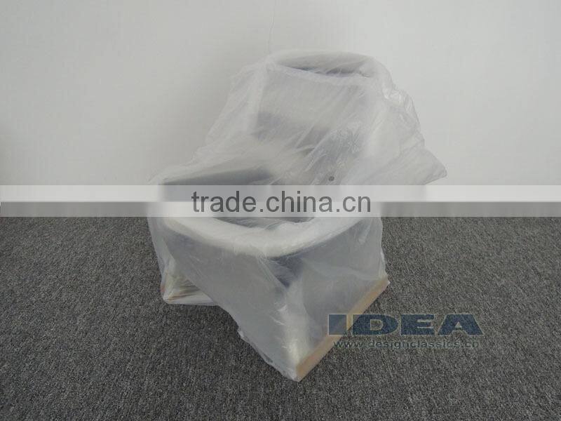 Replica Charles Plywood Lounge Chair - Black Color