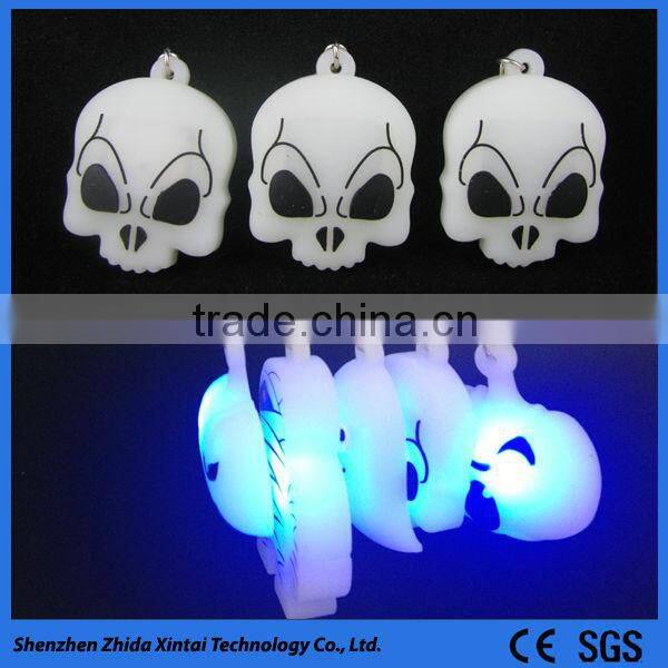 wholesale on alibaba silicone promotional ring fur keychain