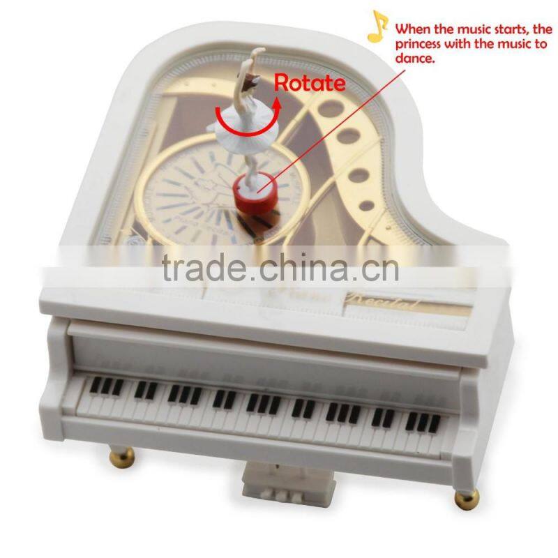 Creative Valentine's Day Gift Laputa Piano Dancing Lovely Ballerina Girls Rotating Music Box Vintage Mechanical Classical