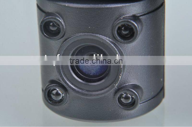 Vehicle traveling data recorder