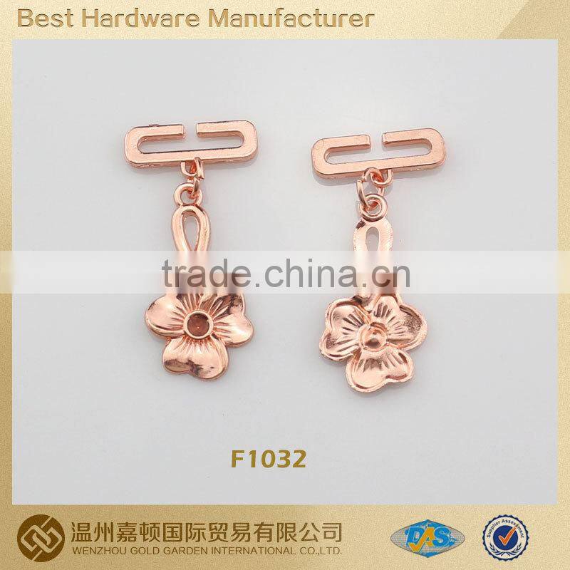 F1032 fashion flower design clothing accessory metal hang tag