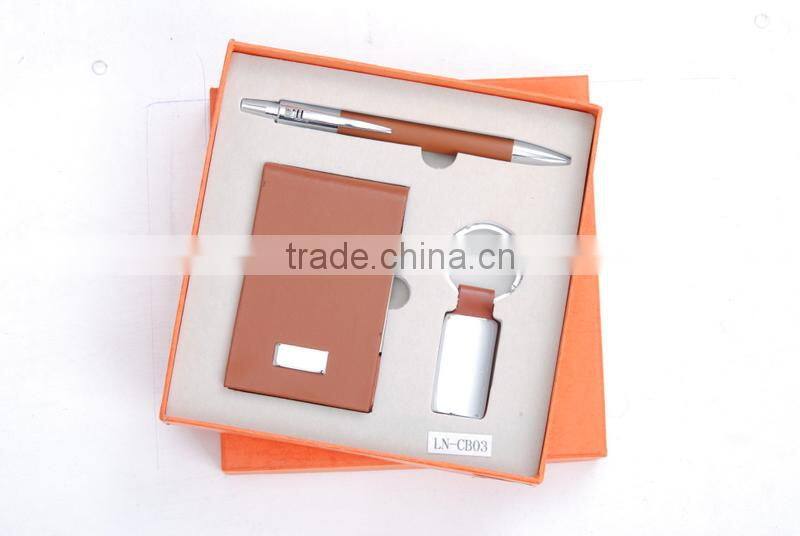 Promotional gift set with card holder/keychain