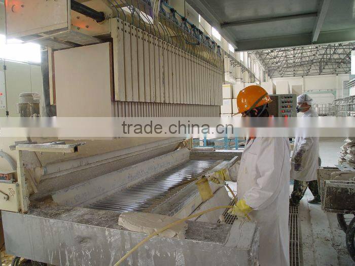 Gypsum block making machine