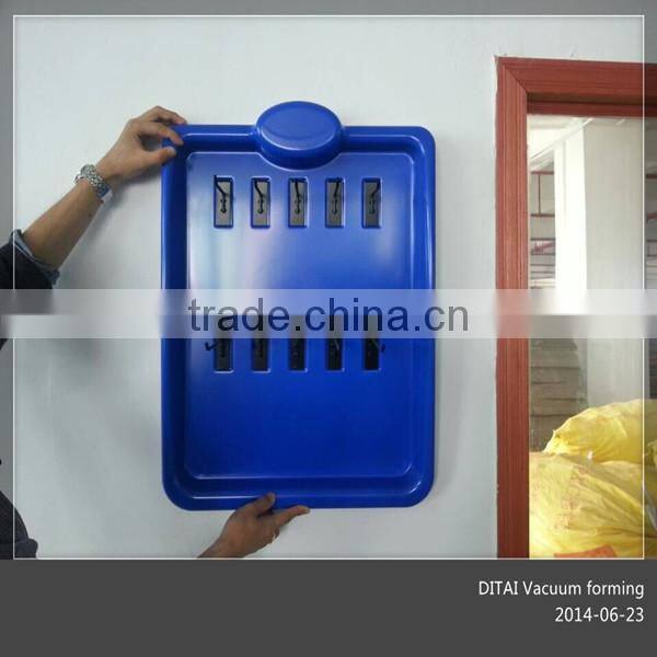 Hooks thermoforming mount wall display