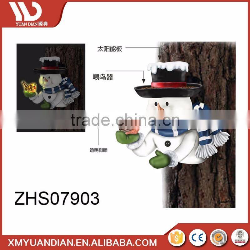 Wholesale Solar Led Outdoor Wall Light Polyresin Resin Christmas Ornaments For Tree Decoration