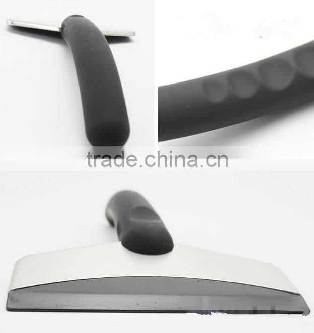 New design small snow shovel for car