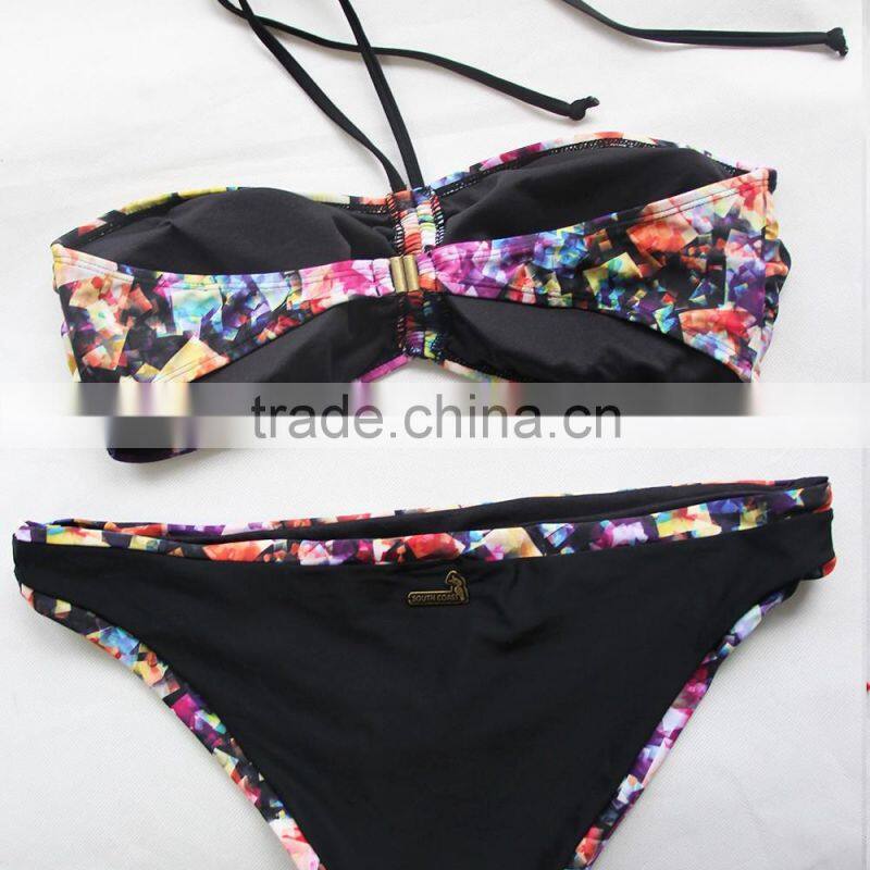 Fashion Girl Bikini Swimwear Photos