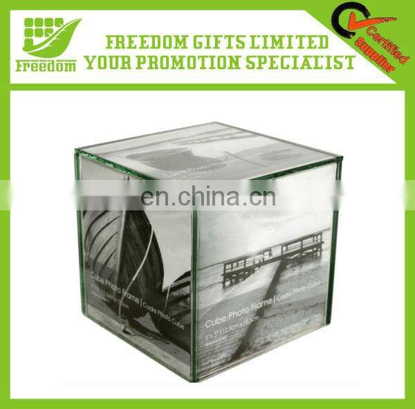 Customized Glass Cube Photo Frame