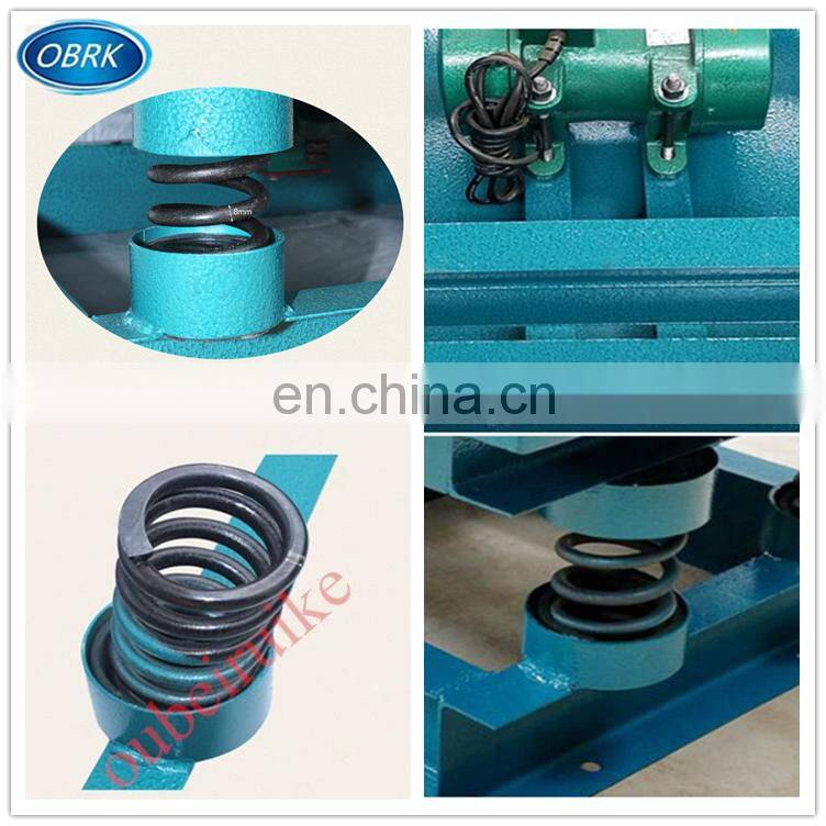 Vibration table for vibrating table for concrete moulds machine