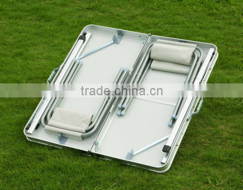 Folding Aluminum Picnic/Camping Table with 4 Stools