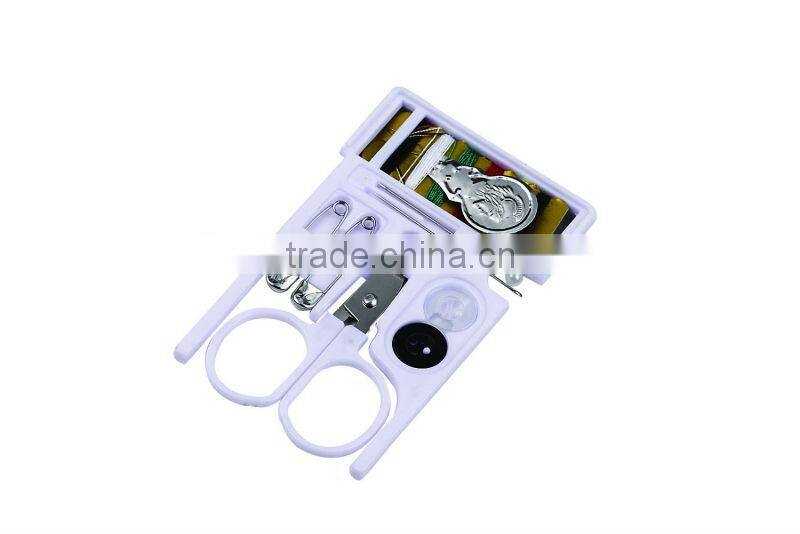 36106 mini sewing kit in plastic case