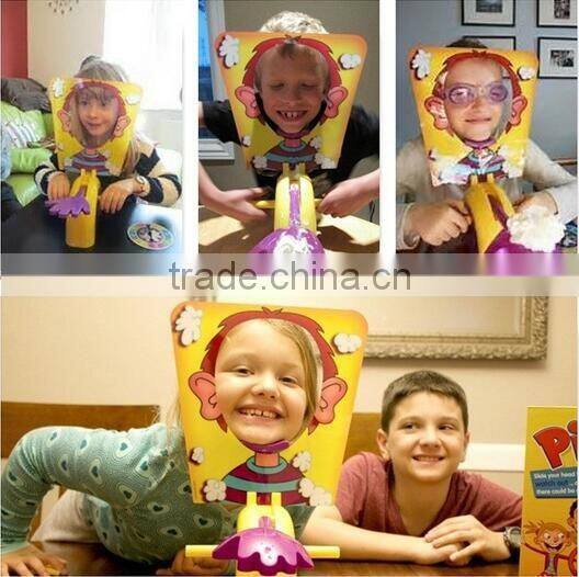 2016 New Rocket Games Pie Face Funny Exciting Plastic Game Toy Running Man Pie Face