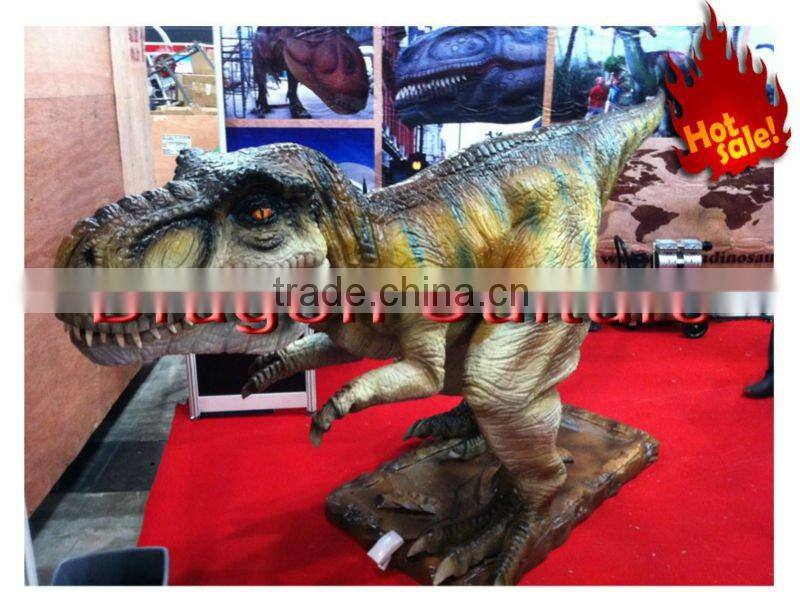 large,vivid,dinosaur statue,animatronic dinosaurs alive