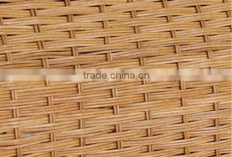 Natural rattan laundry basket with lining and lid