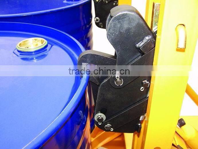 Forklift Attachment Two Oil Drum lifting Clamp for Handler Iron or Plastic Drums