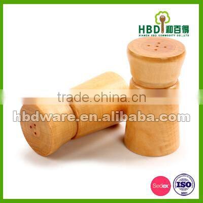 Hot products Rubber Wood Salt And Pepper shaker set wholesale