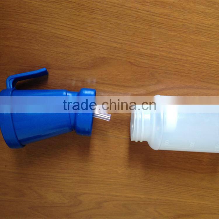 Poly Etheylene Material Return Teat Dipper Cup