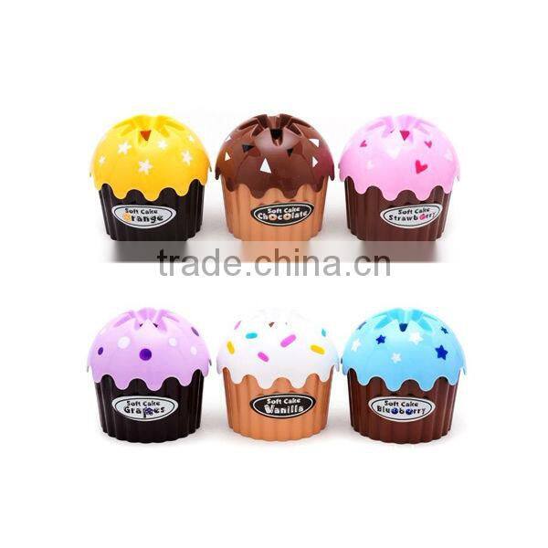 Plastic cute refillable tissue box