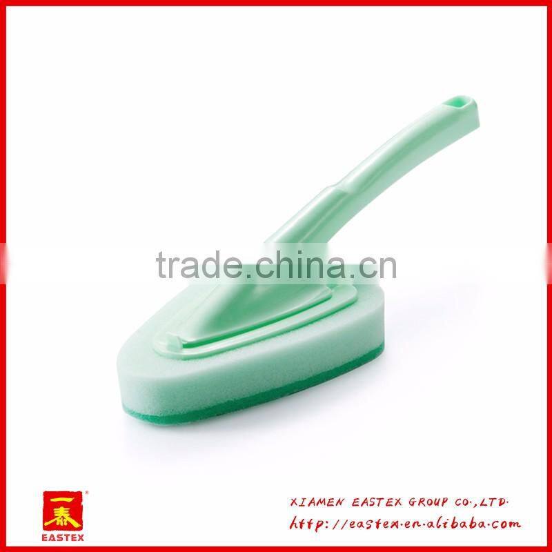 Replaceable triangle sponge brush