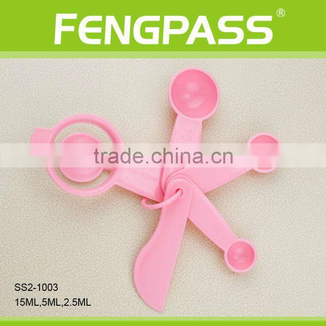 kids plastic spoons(88-90-101)
