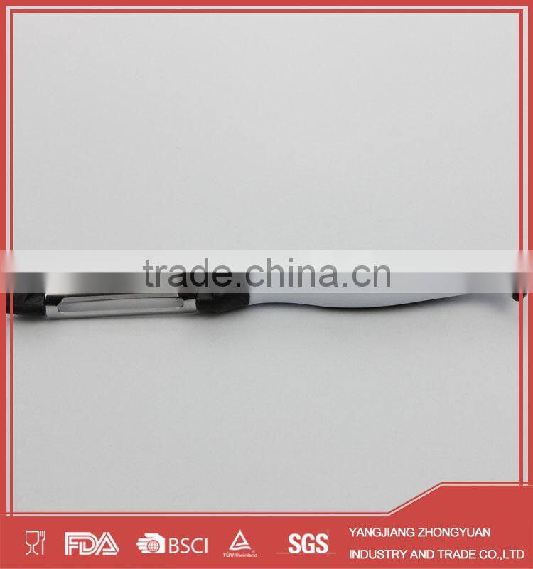 High quality stainless steel vegetable peeler with penguin shape handle