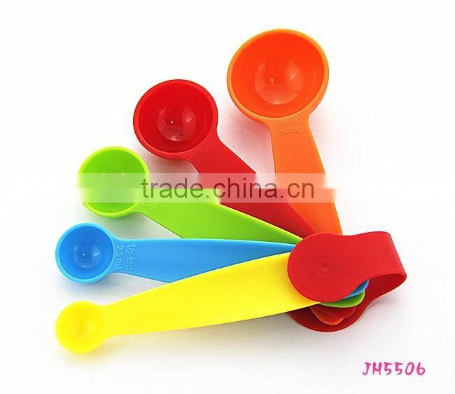 JH5504 New design colorful plastic measuring spoon