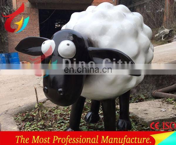 Amusement park decoration fiberglass life size sheep sculpture