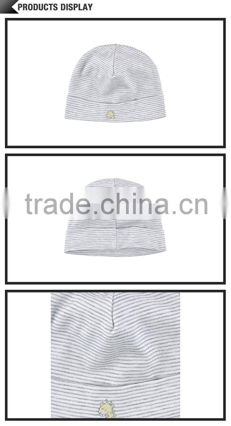 Loveliness hat with animal design child knit