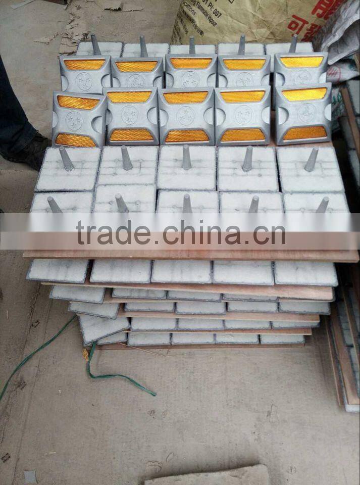 Factory direct sell strong reflective road marking tape road line tape/reflective material