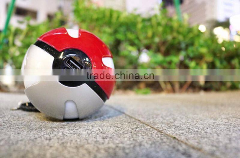 2016 new design wholesale pekacu Pokemon ball power bank charging battery pokemon 10000mAh power bank pekacu charger